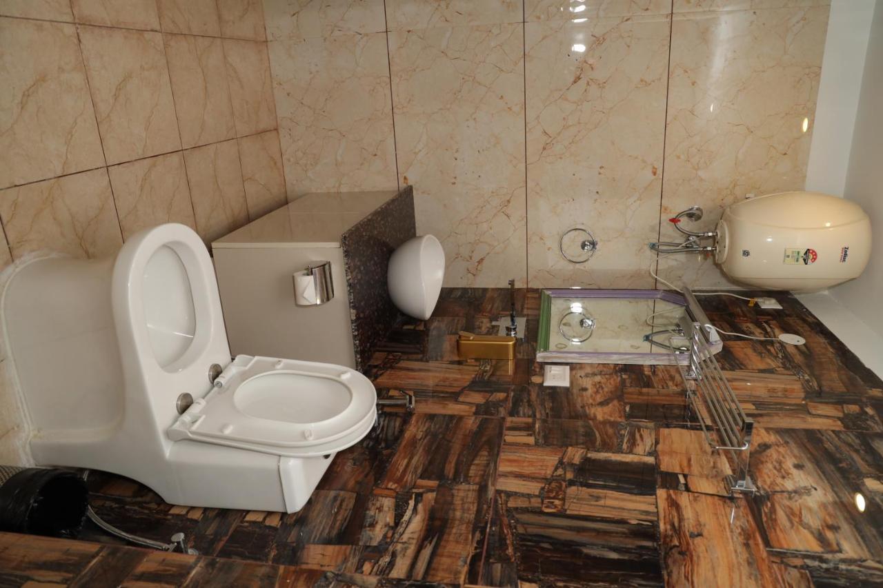 Hotel Cordelia Inn By Devpaga Hotels Pvt Ltd Rishīkesh Eksteriør bilde